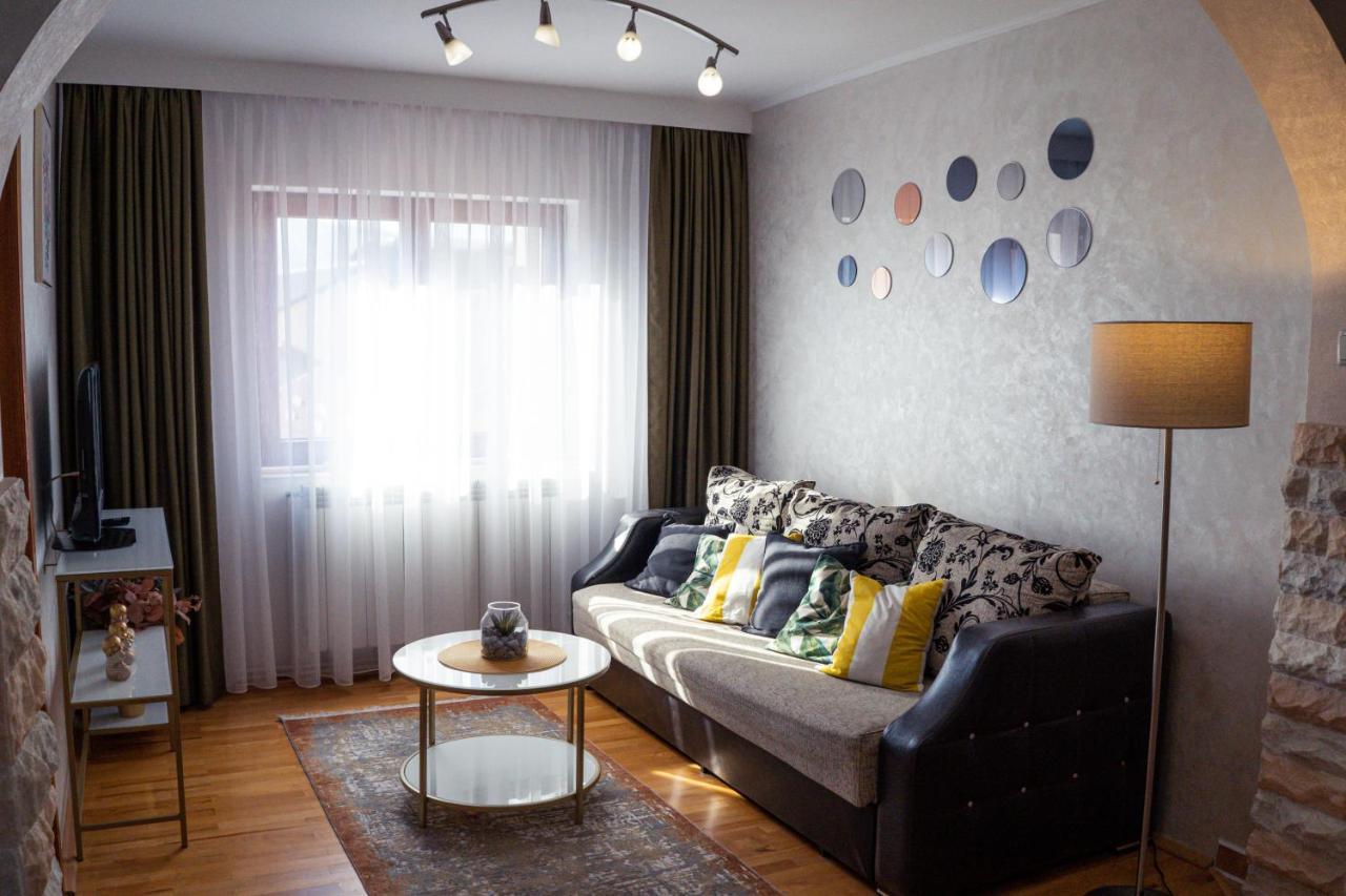 Apartament Milcov Gura Humorului Ngoại thất bức ảnh