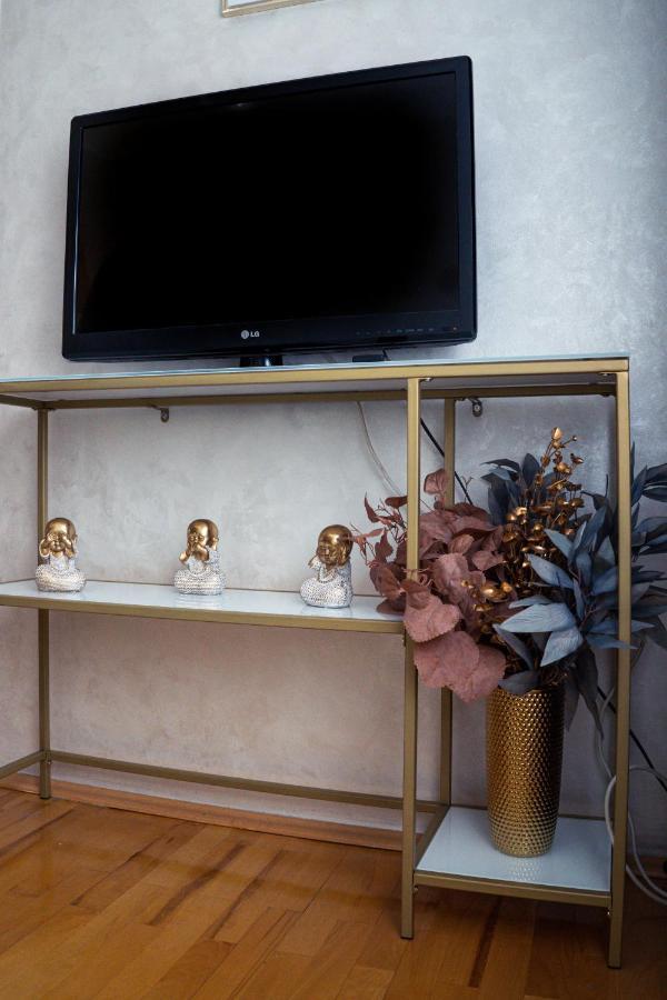Apartament Milcov Gura Humorului Ngoại thất bức ảnh